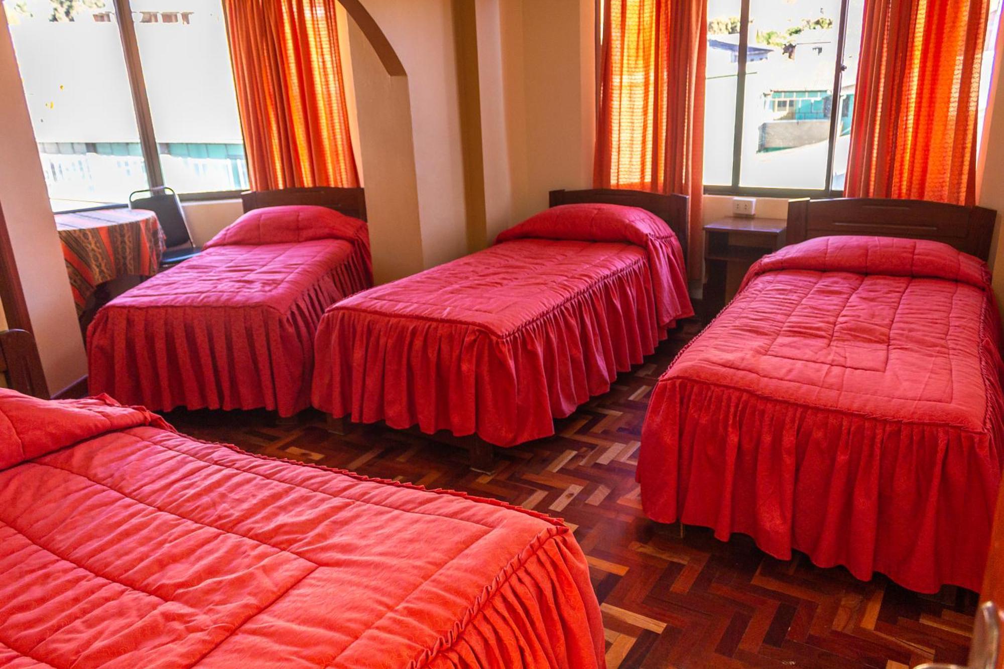 קופקבאנה Hostal Sonia מראה חיצוני תמונה